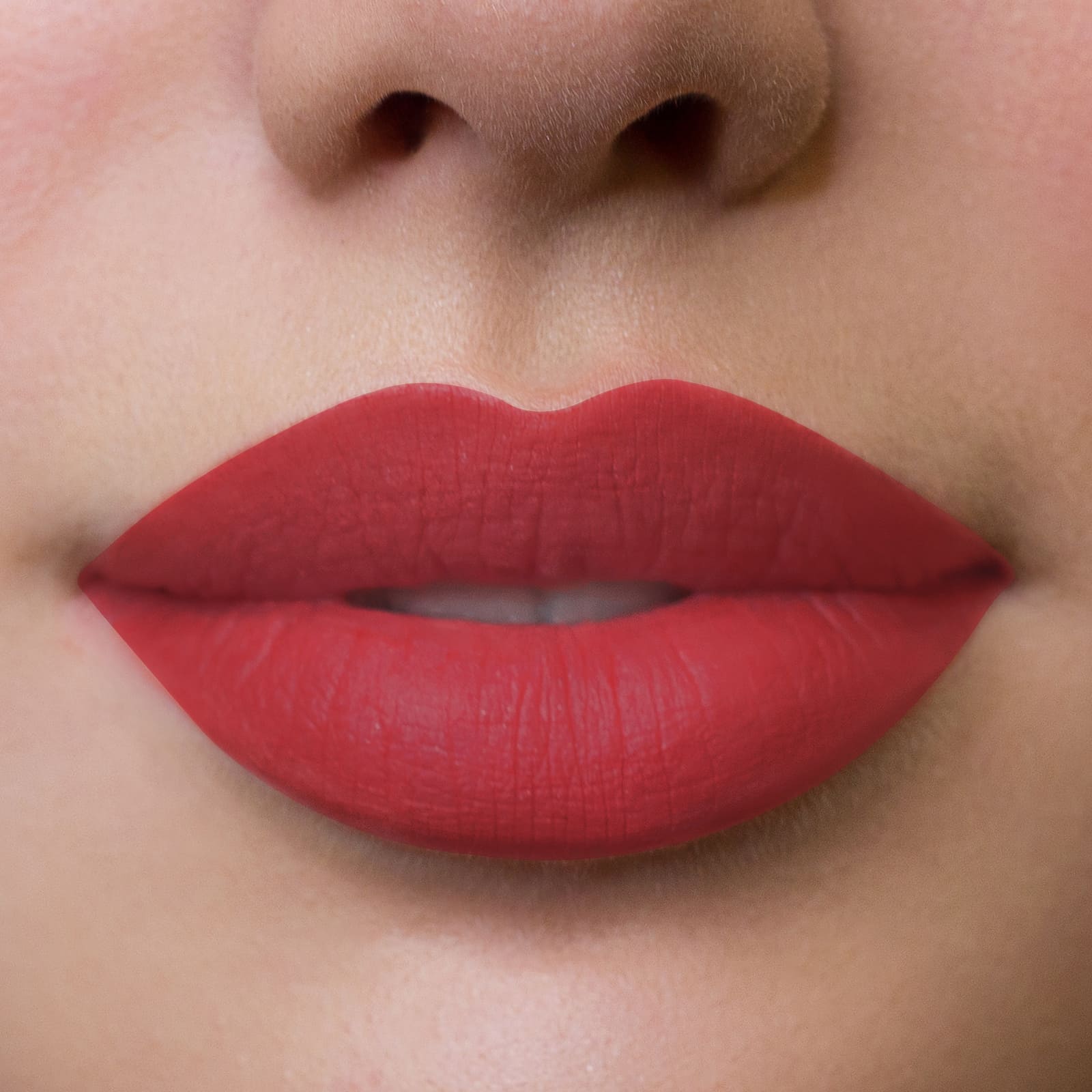 labial vogue resist maquillaje de ojos para el dia
